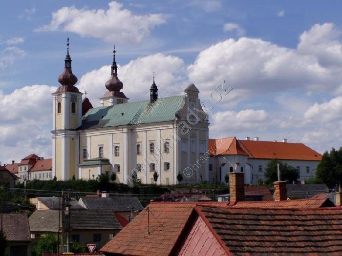 klášter premonstrátů Panny Marie s kostelem sv. Petra a Pavla