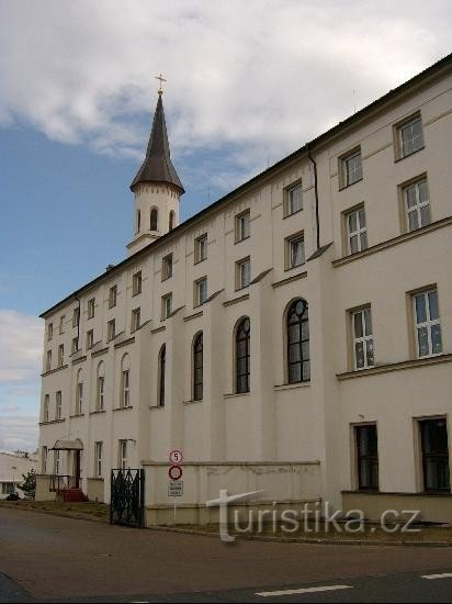 Mosteiro de São Carlos Borromeo em Řepy