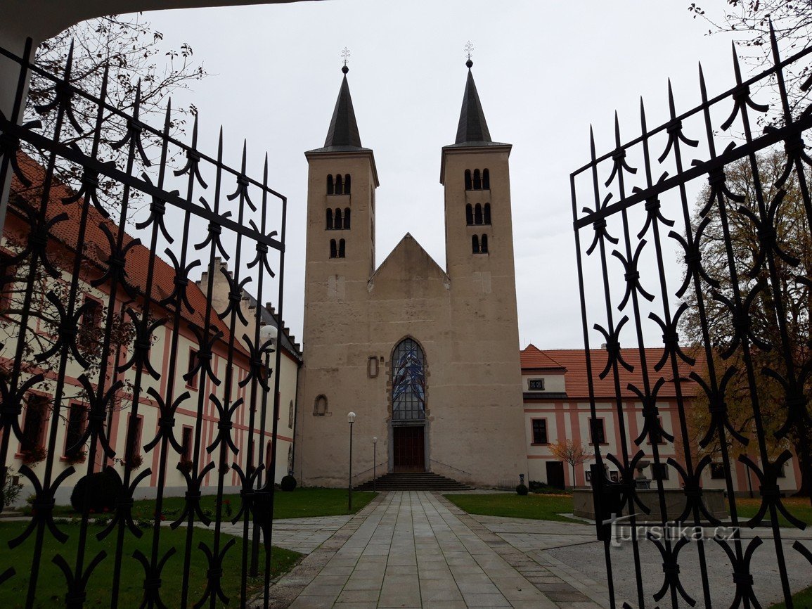 Klosterareal und Marienbasilika in Milevsko