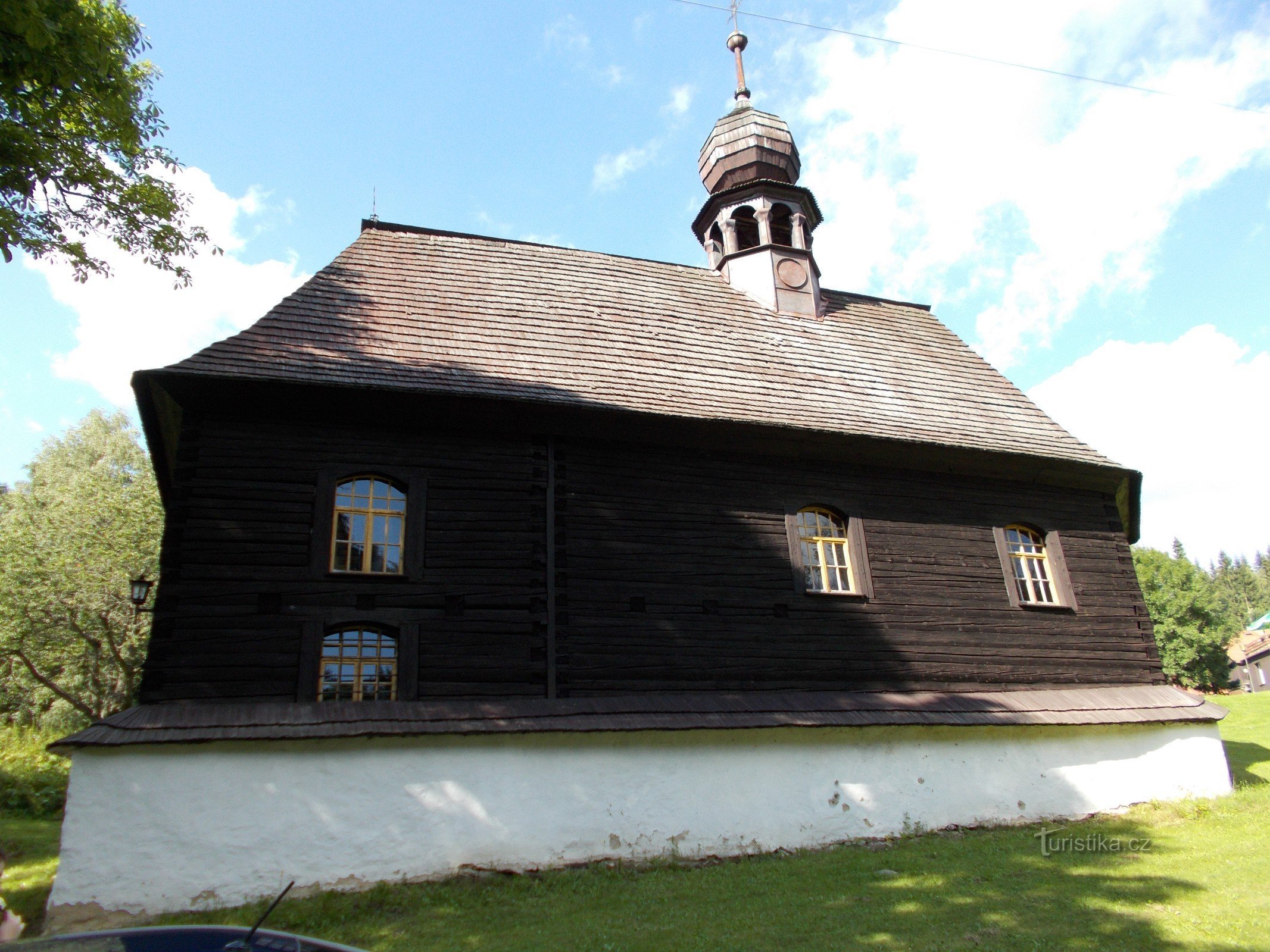 Klepáčov - dřevěná kaple svatého Jana Nepomuckého