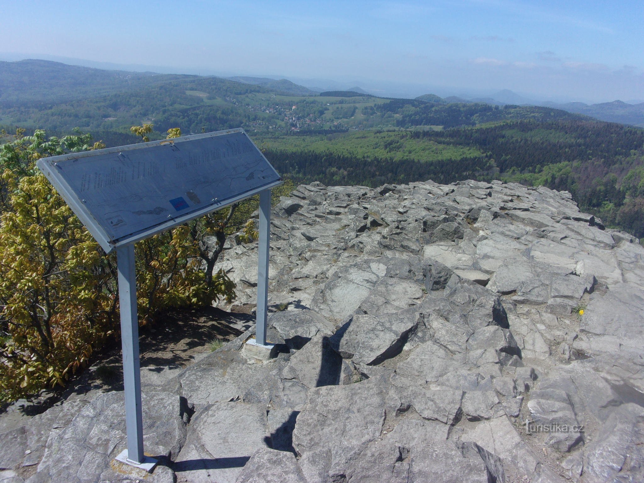 Ključ - Velika bukev - Smrekov les.