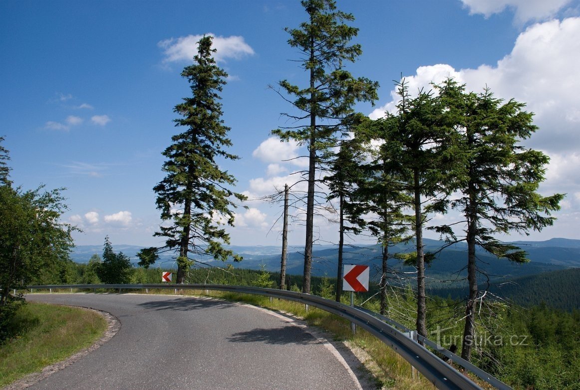 Strada tranquilla verso Kowar