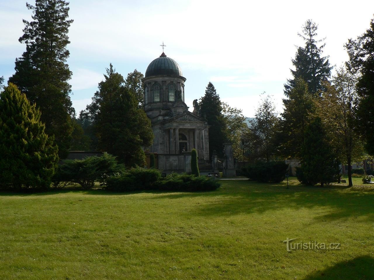 Klingerjev mavzolej, splošni pogled