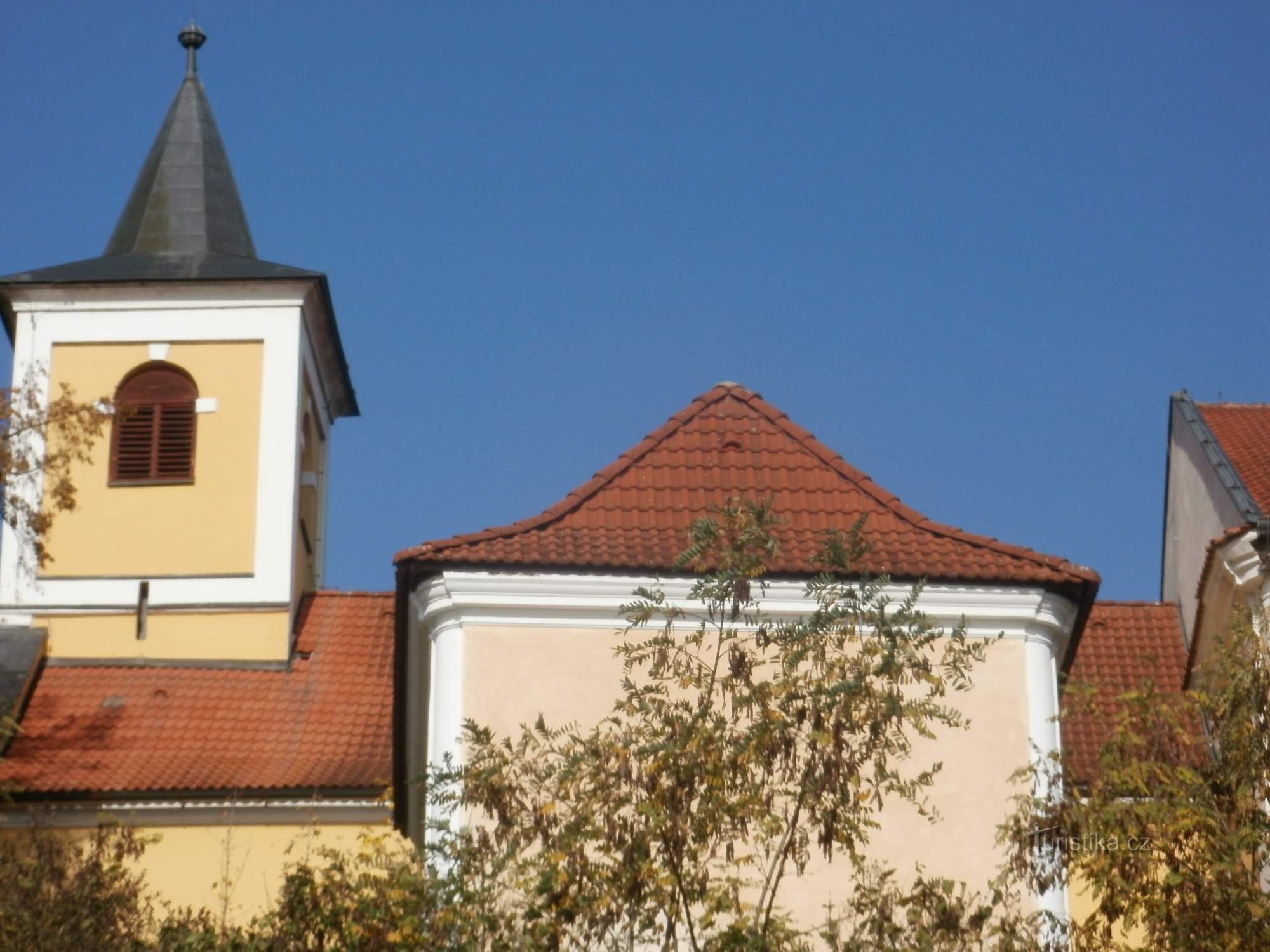 Klostermannova pot okoli mesta Štěkné