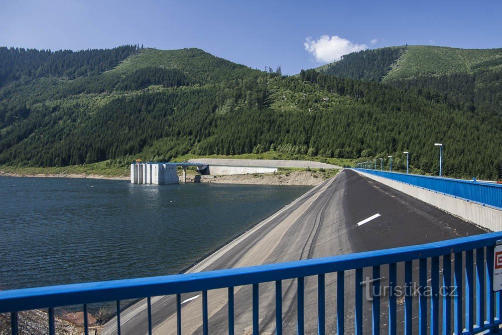 Autour du réservoir inférieur