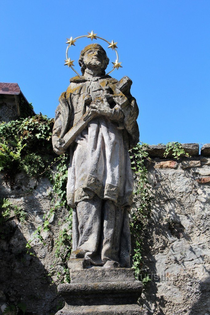 Kolinec, άγαλμα του Αγ. Ιωάννης του Νεπομούκ