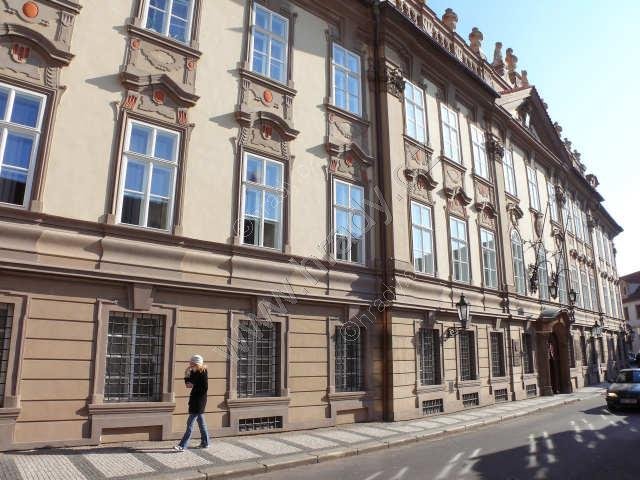 Kolovratský palác