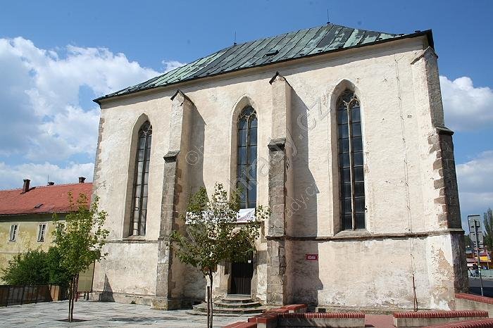 komenda křižovníků s červenou hvězdou s kostelem sv. Bartoloměje