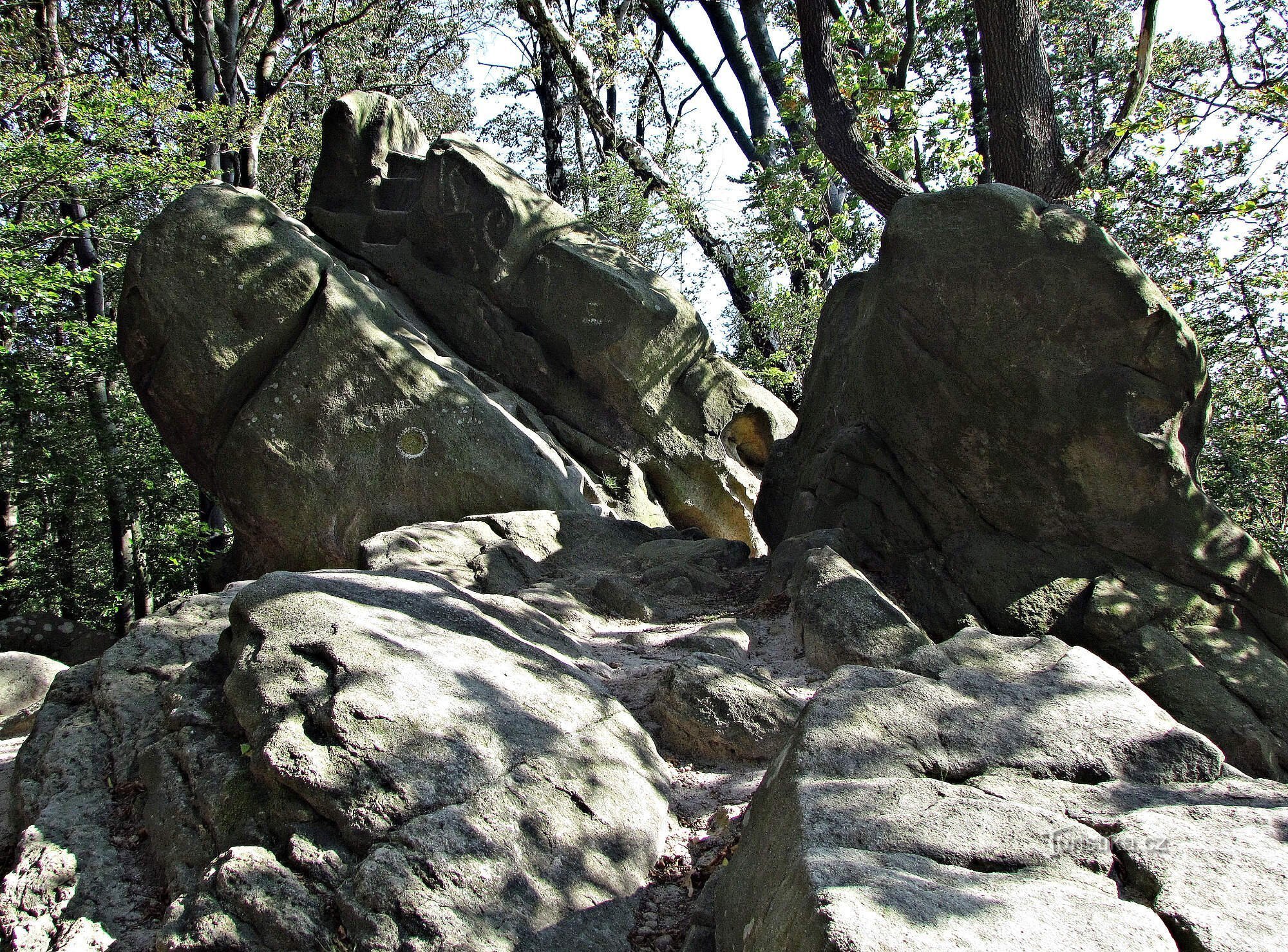 Schornsteine ​​- Felsen rein