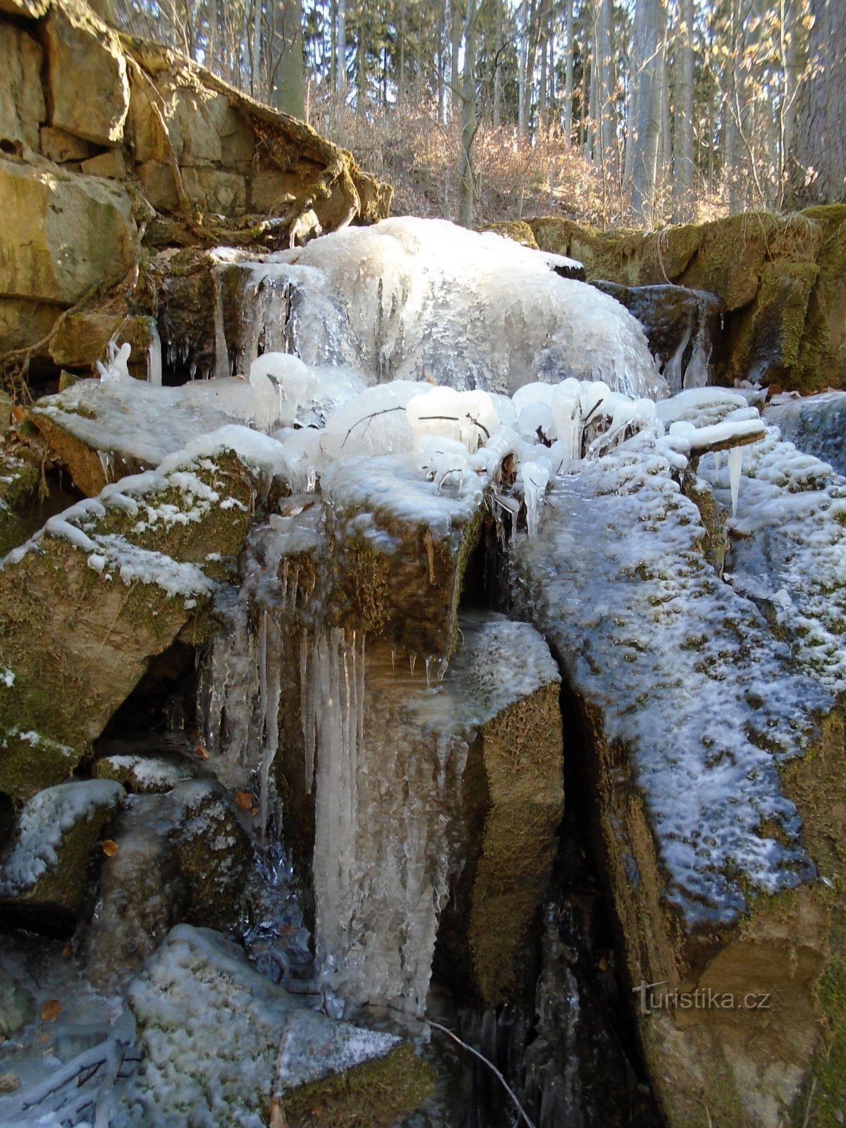 Wasserfall Končinský (Slatina nad Úpou, 21.3.2018)