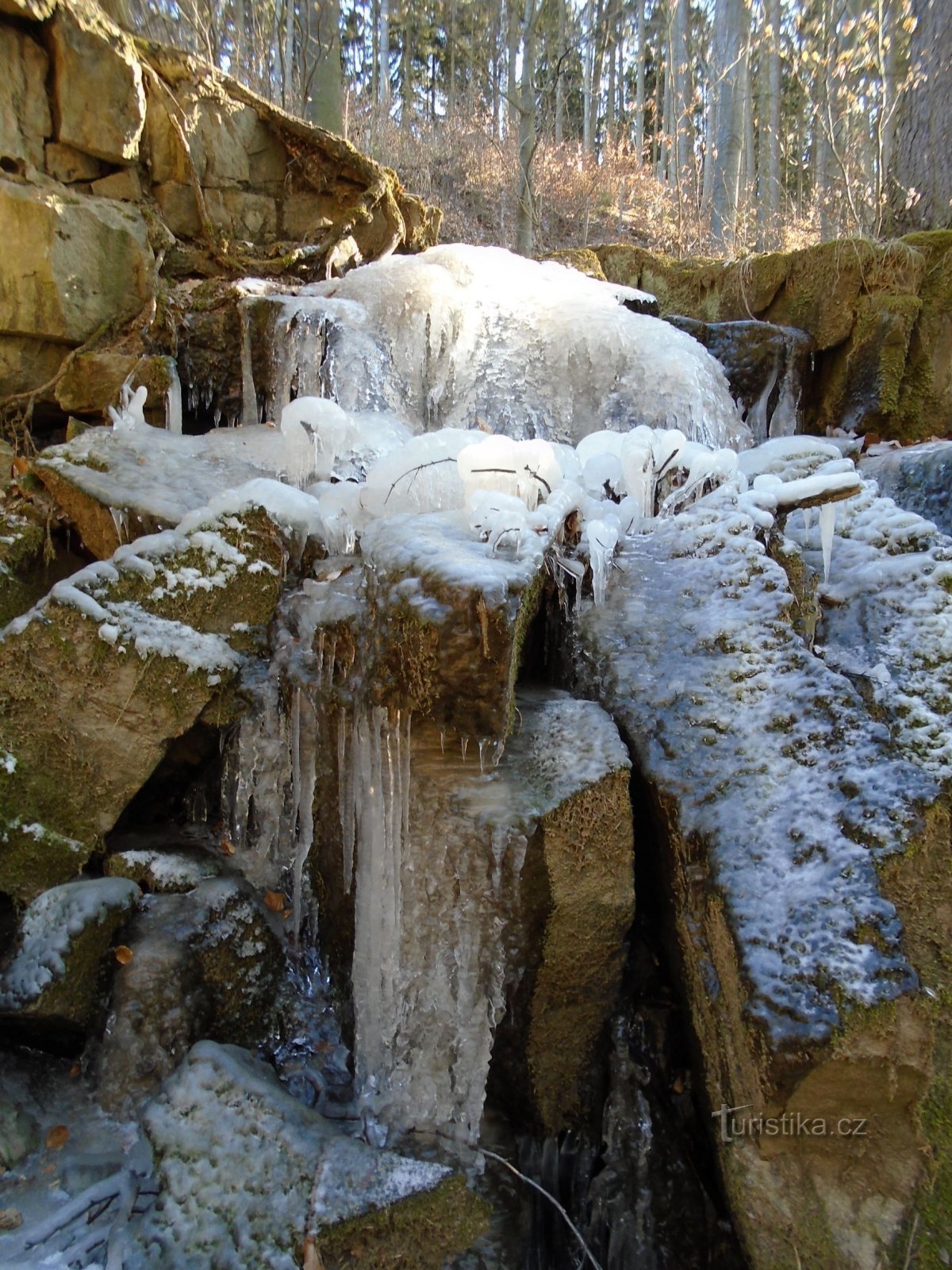 Končinský vandfald (Slatina nad Úpou, 21.3.2018)