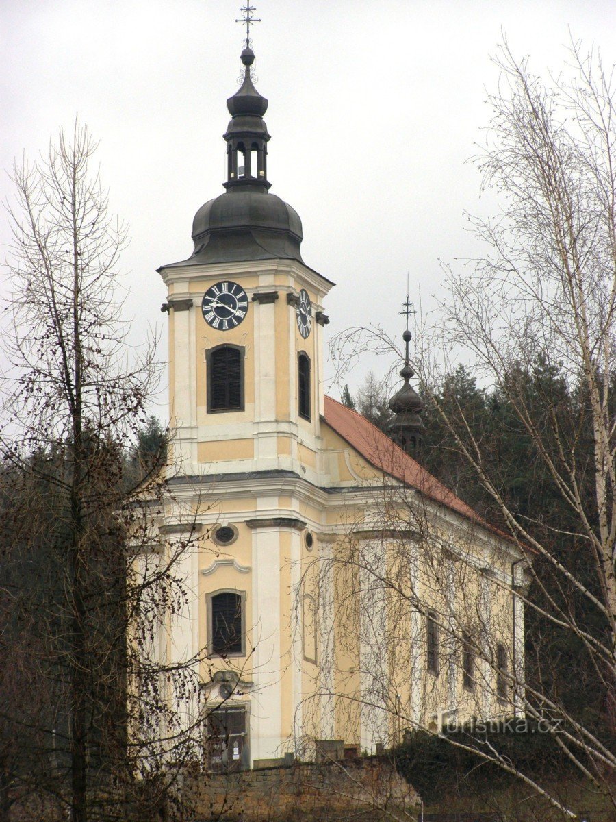 Konechlumí - Igreja de S. Pedro e Paulo