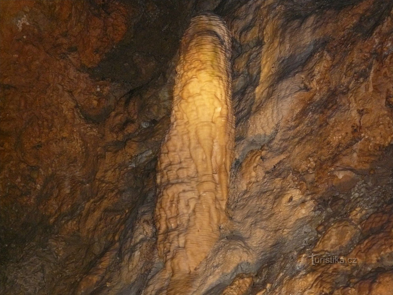 Koněpruské Höhle