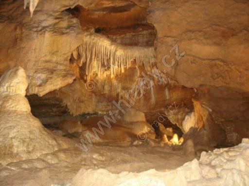 Koněpruské jeskyně