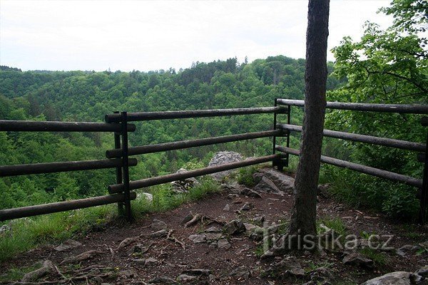 Horse fall - lookout point