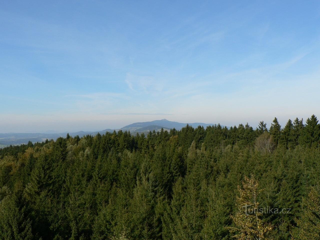 Kopanina, vista desde la torre de observación en Ještěd