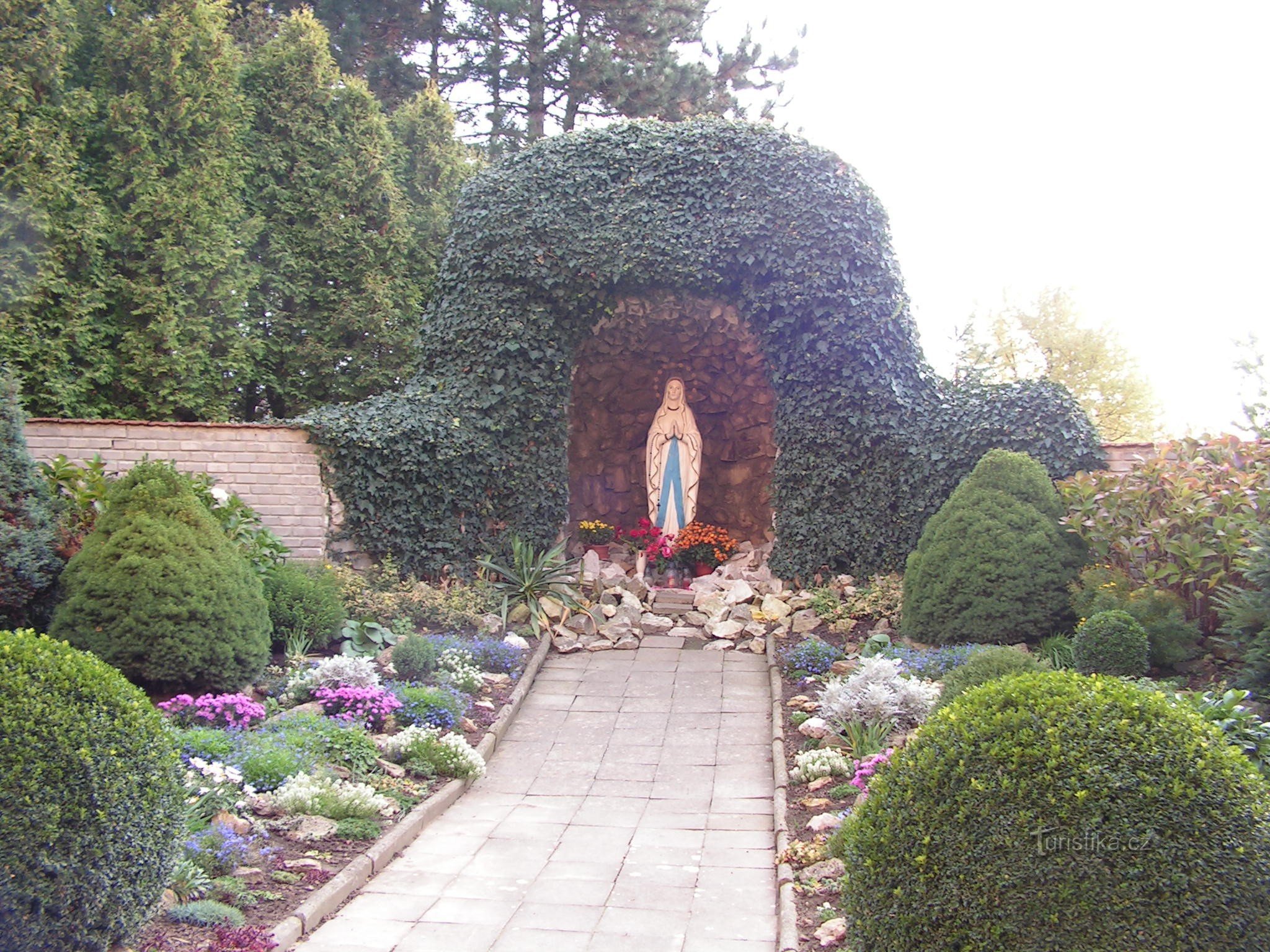 Kopija Lourdes Grotto