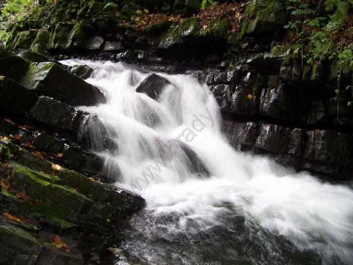 koryto potoka Mazák