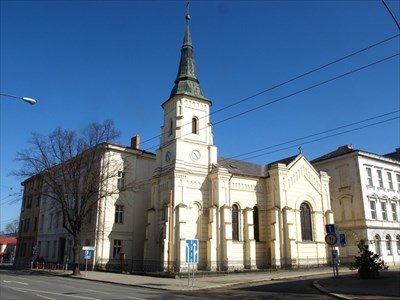 Aposteln Paulus kyrka