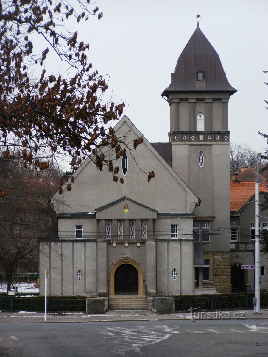 Tjeckiska brödernas kyrka i Hradec Králové