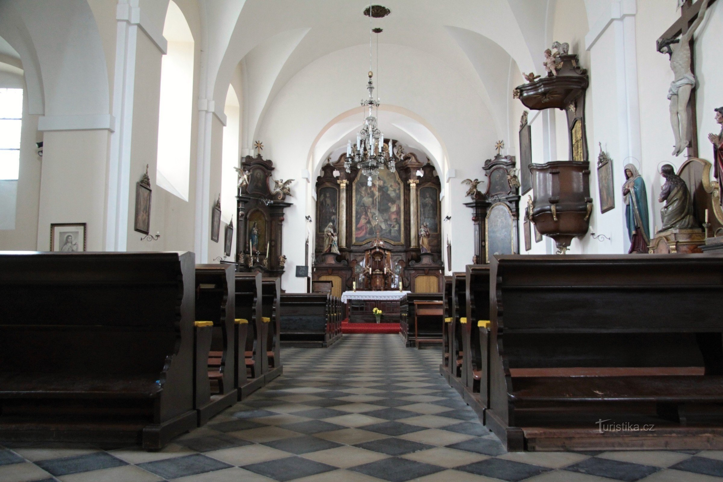 De fjorten hellige hjælperes kirke - Mělník