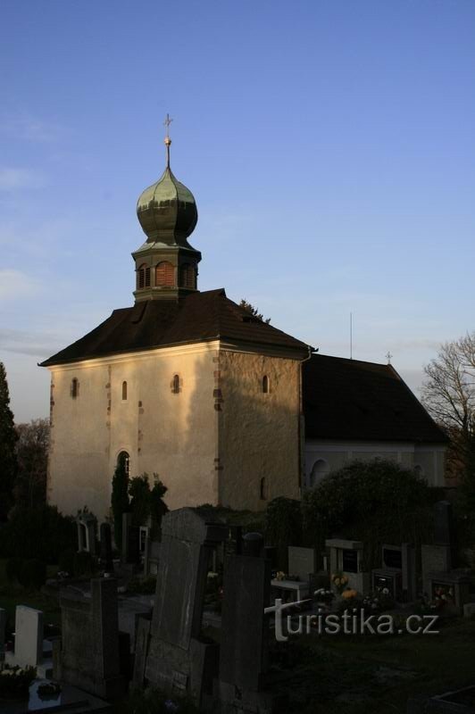 Biserica din Velíz