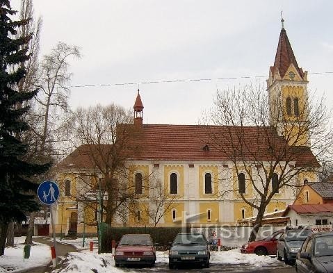 Uppstigningskyrkan: Uppstigningskyrkan, Karlovy Vary, Stará Roll