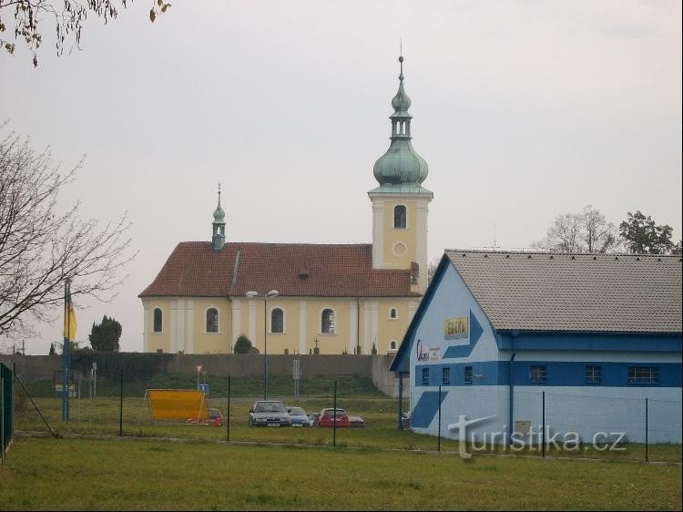 Kirche Mariä Himmelfahrt: Barocke Friedhofskirche Mariä Himmelfahrt