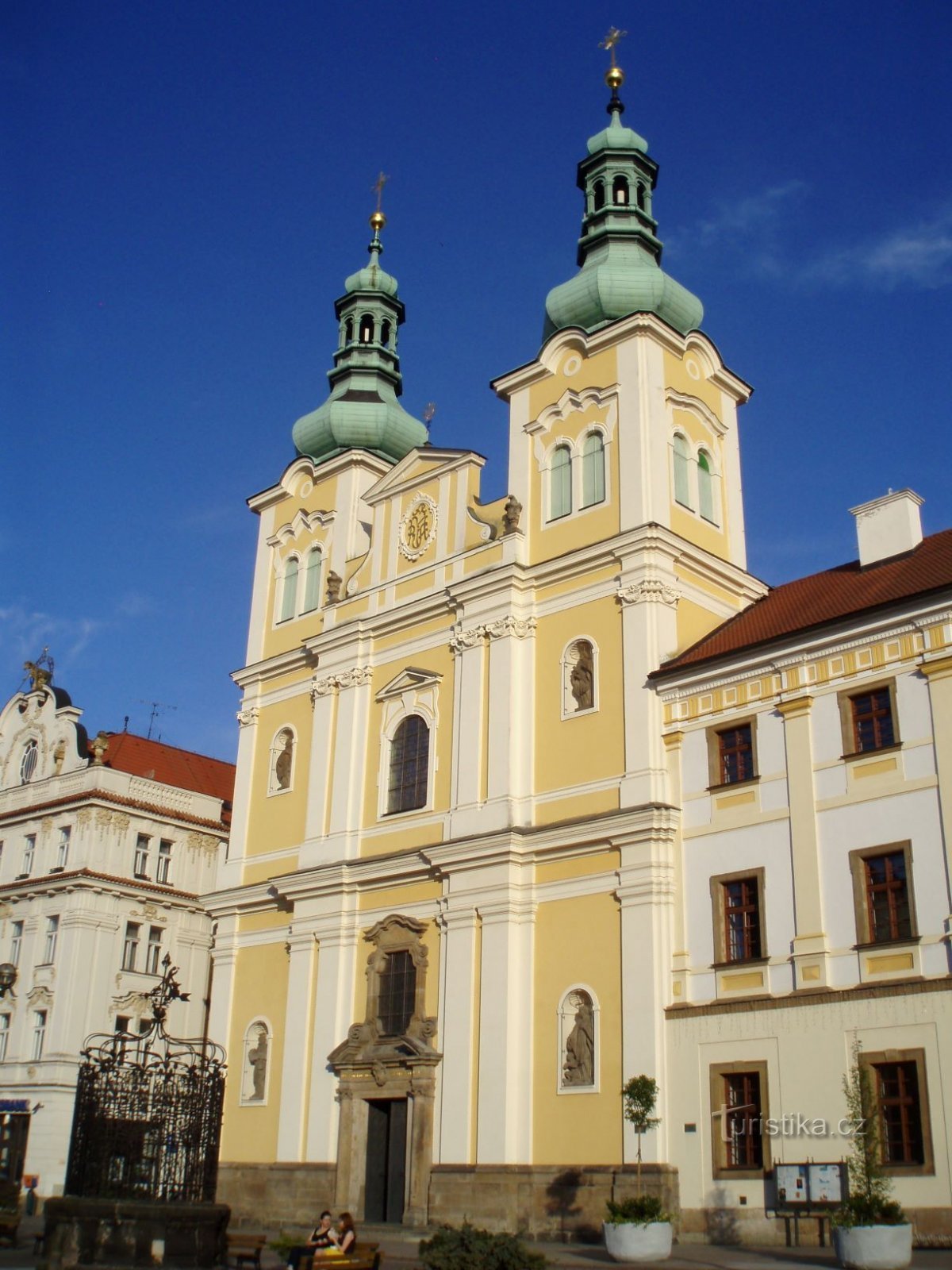 Iglesia de la Asunción de la Virgen María (Hradec Králové, 11.5.2011 de junio de XNUMX)