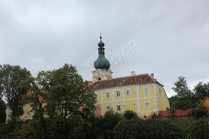 kostel Nanebevzetí Panny Marie s farou a kaplí sv. Ondřeje