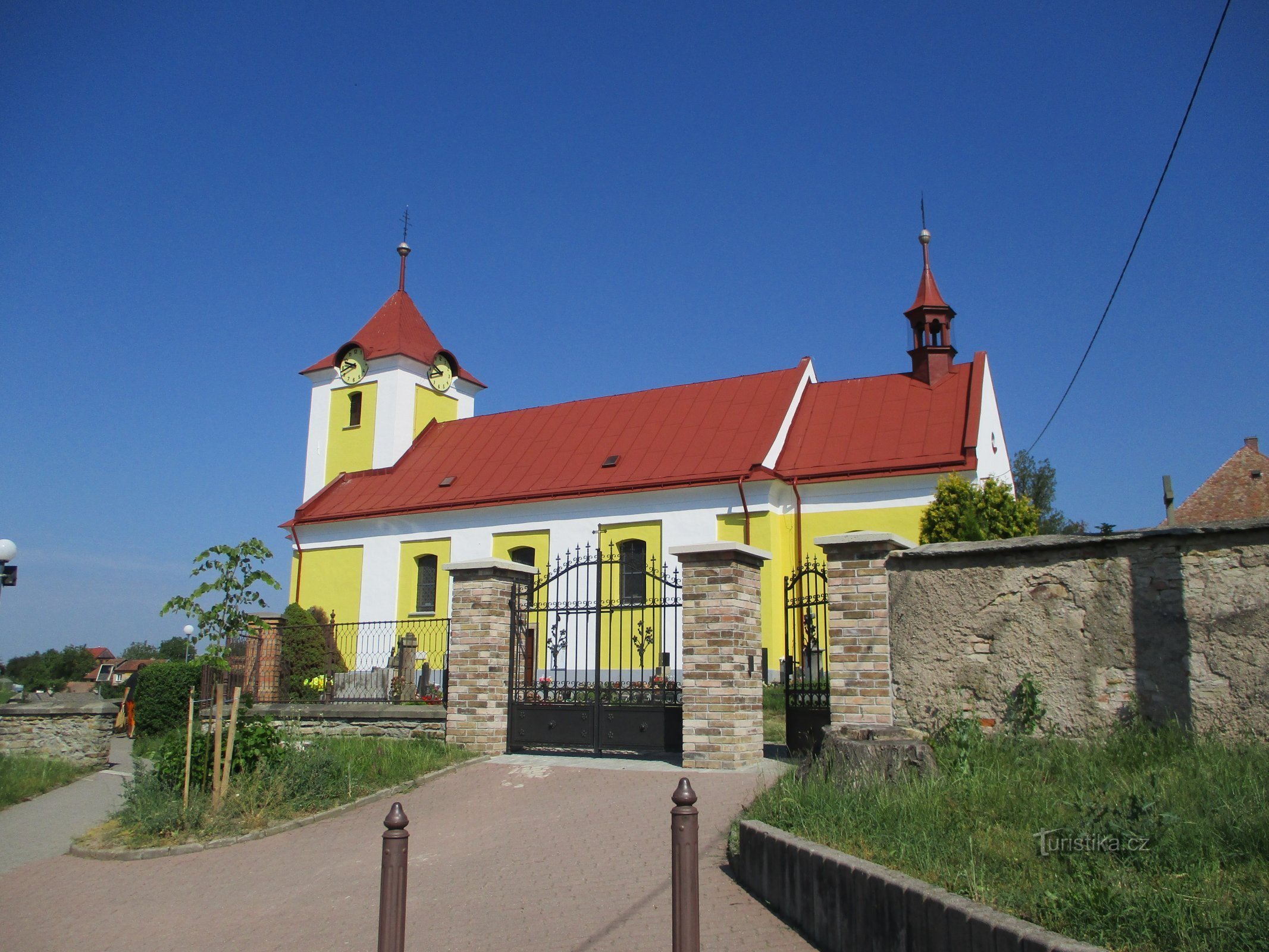 Szűz Mária Mennybemenetele templom (Velká Jesenice)