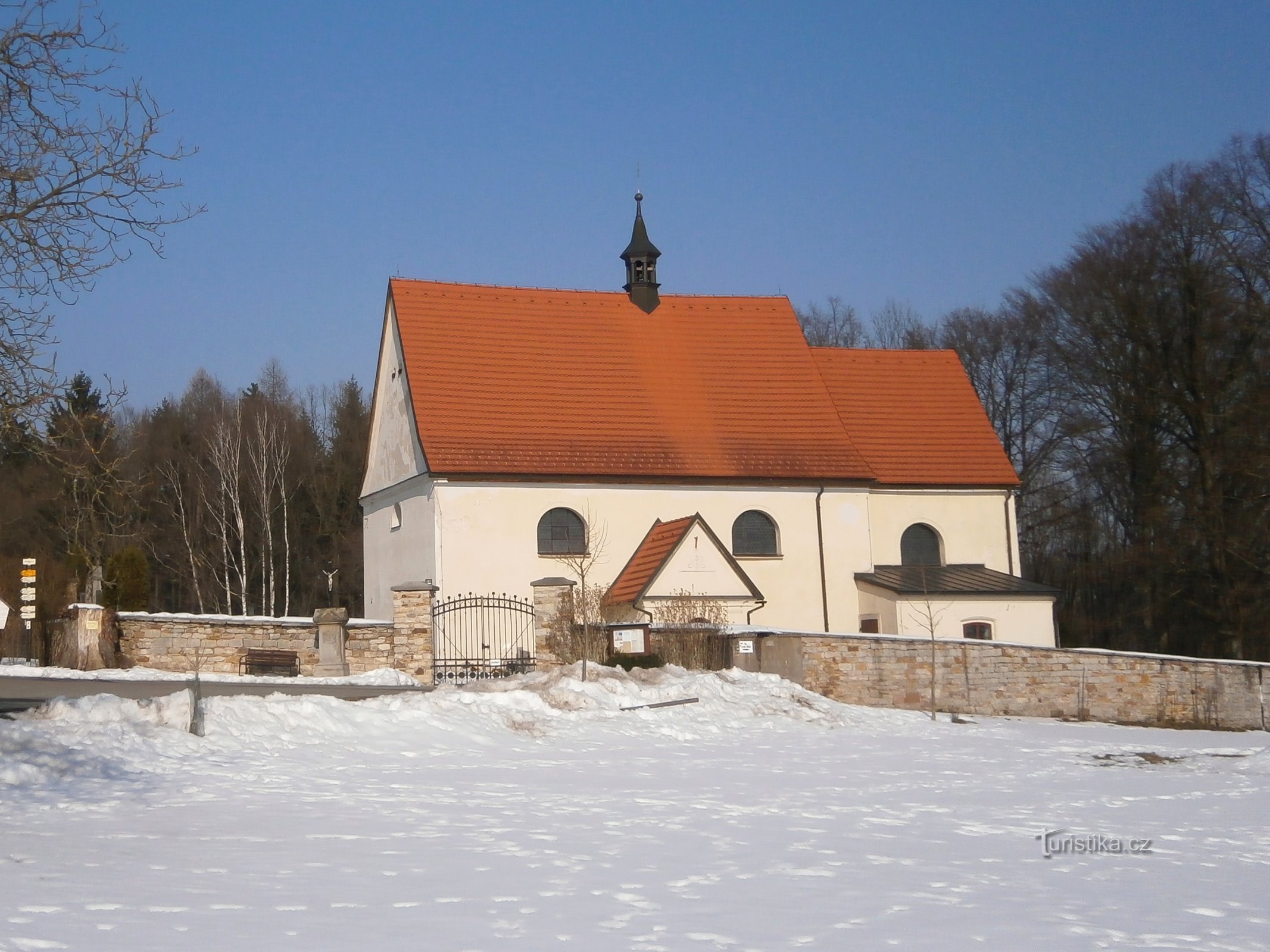 Kerk van de Visitatie van de Maagd Maria in Boušín (Slatina nad Úpou)