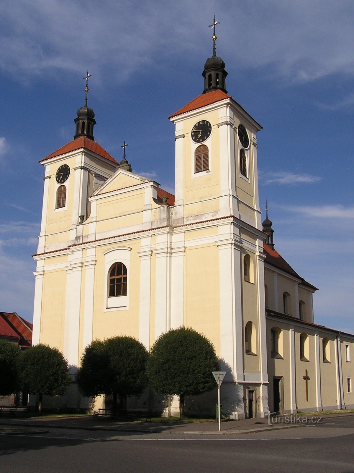 Szentháromság templom