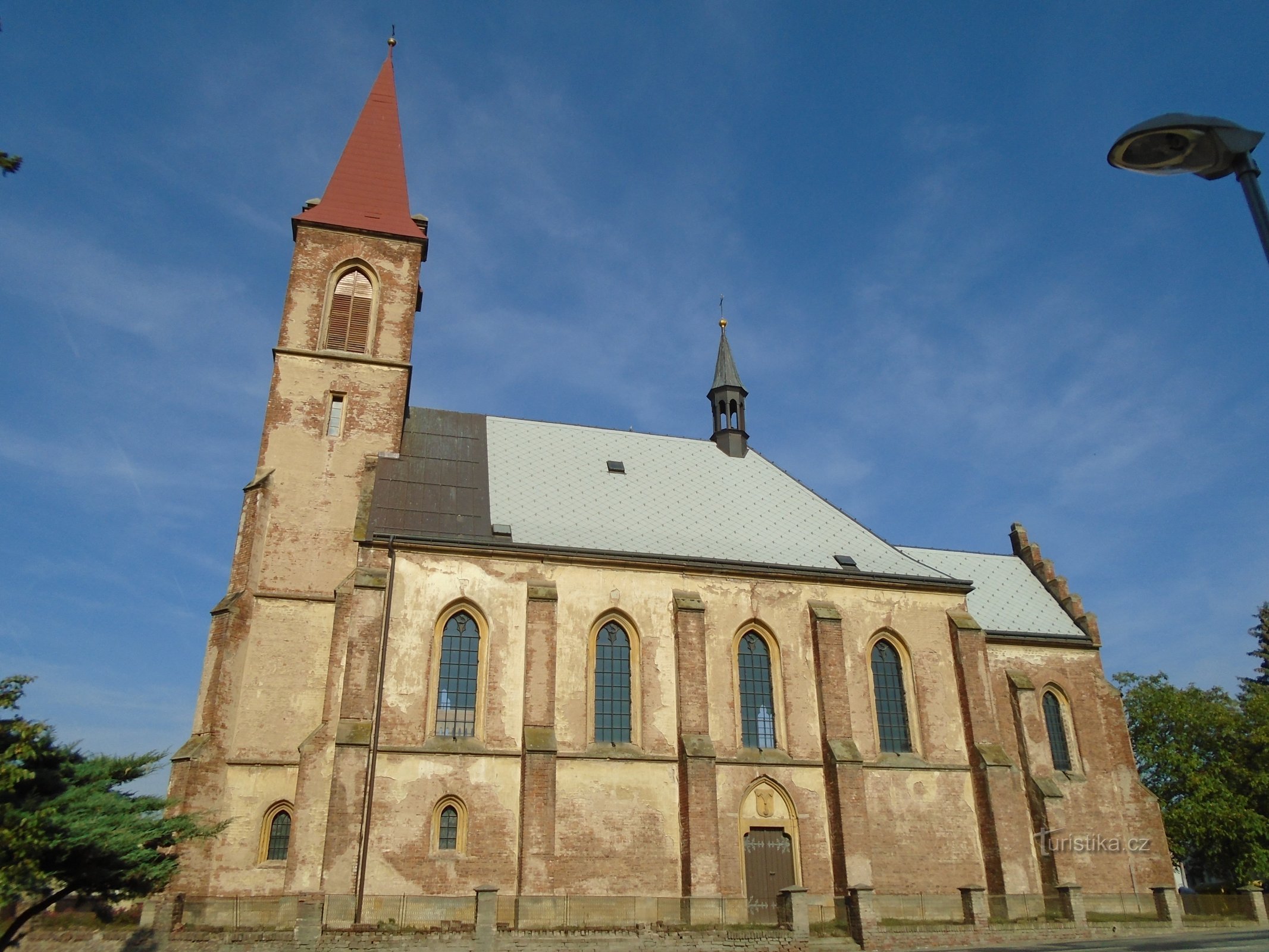 Den heliga treenighetens kyrka (torr)