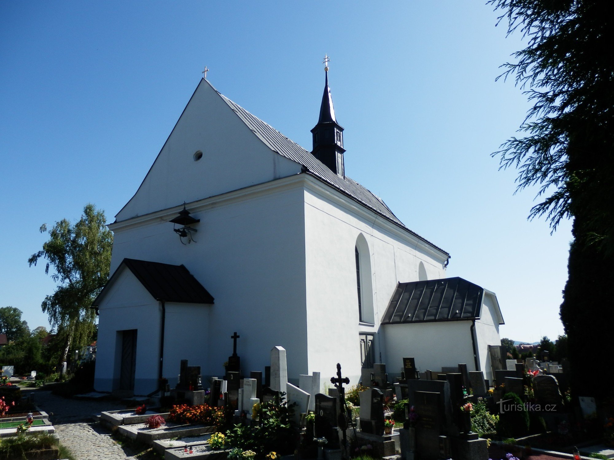 Kerk van de Heilige Drie-eenheid in Bystřice nad Pernštejnem