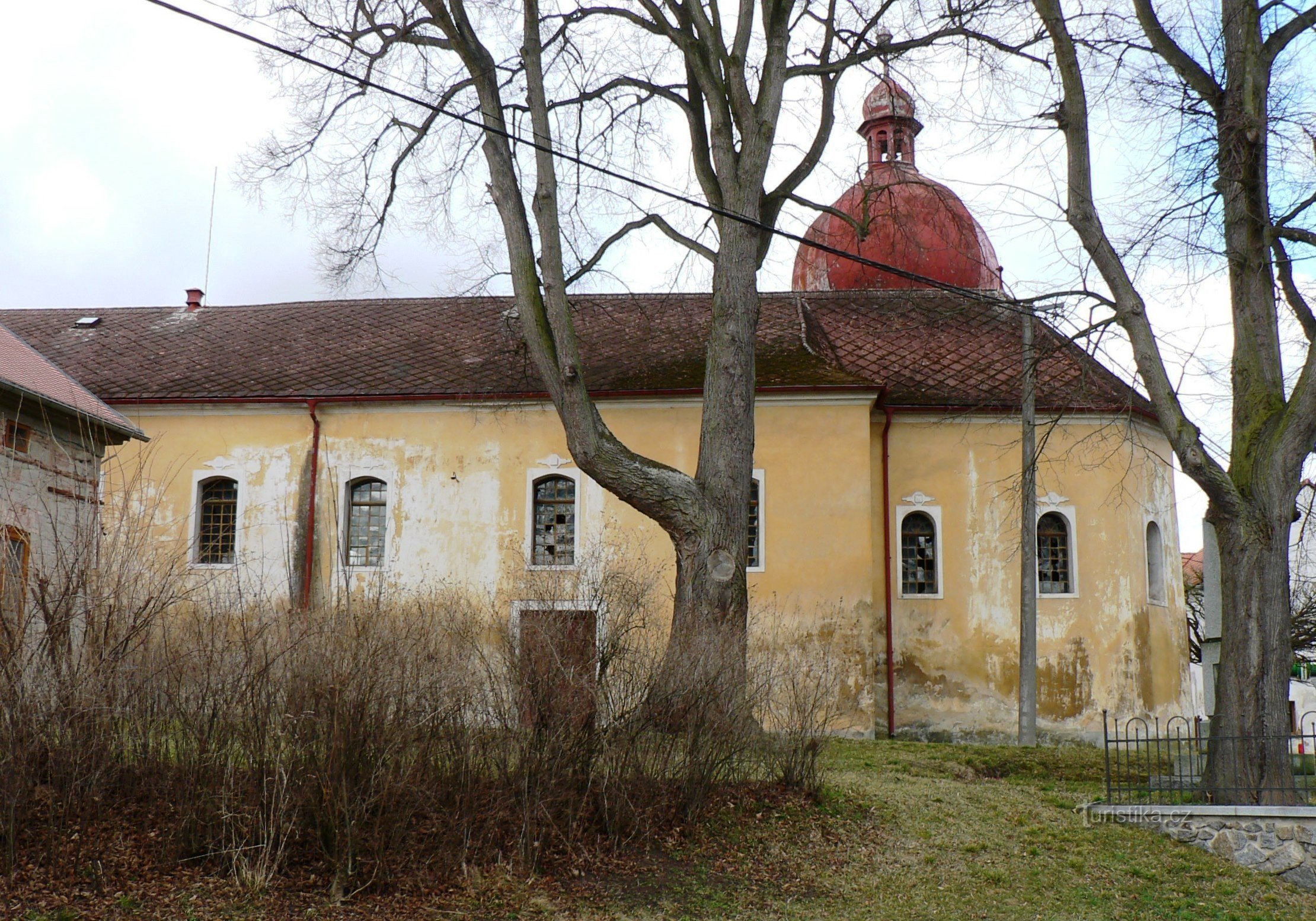 Kirche von Südosten