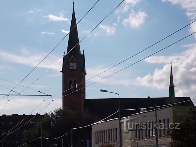 kostel od Ústinad Labem