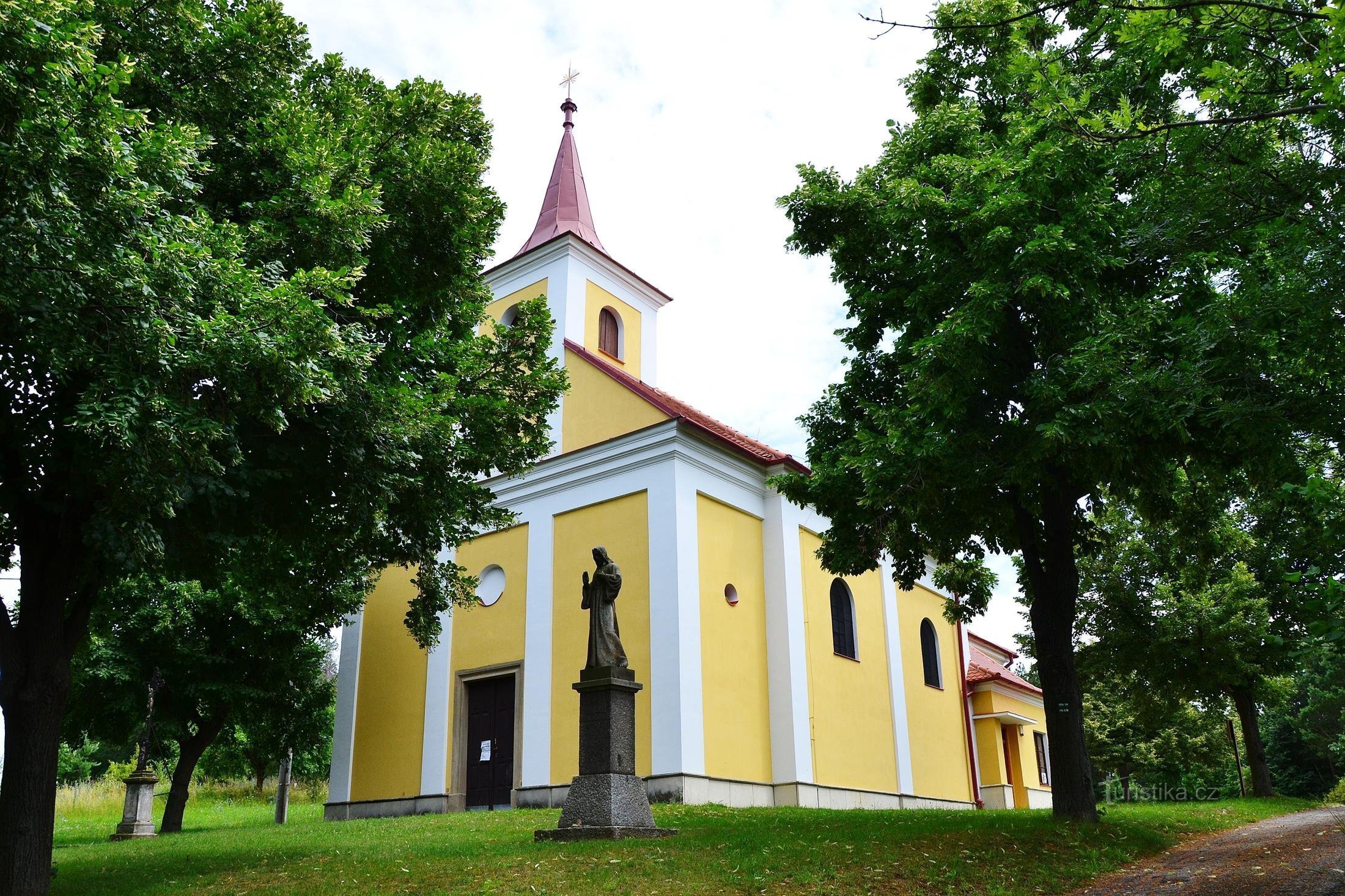 Kościół Matki Boskiej Bolesnej w Lutršték