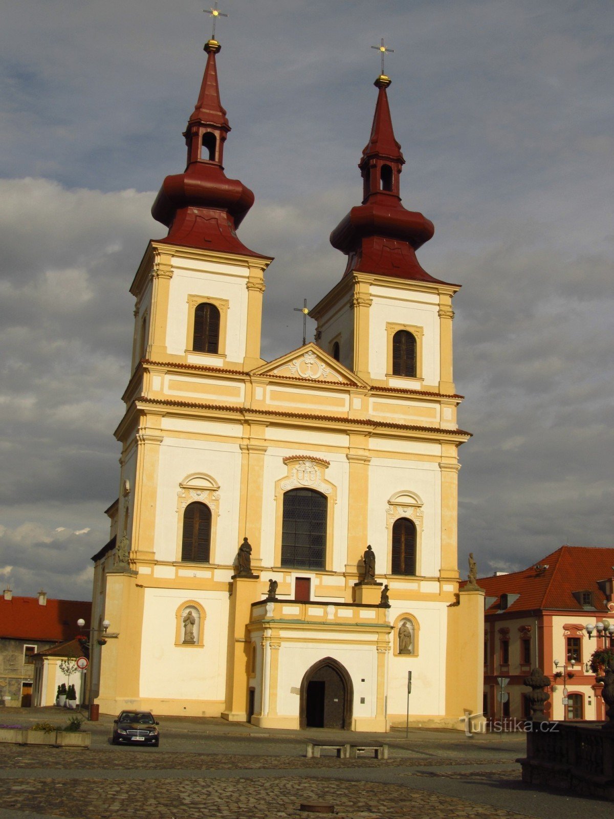 Kościół Wniebowstąpienia św. Krzyże w Kadani