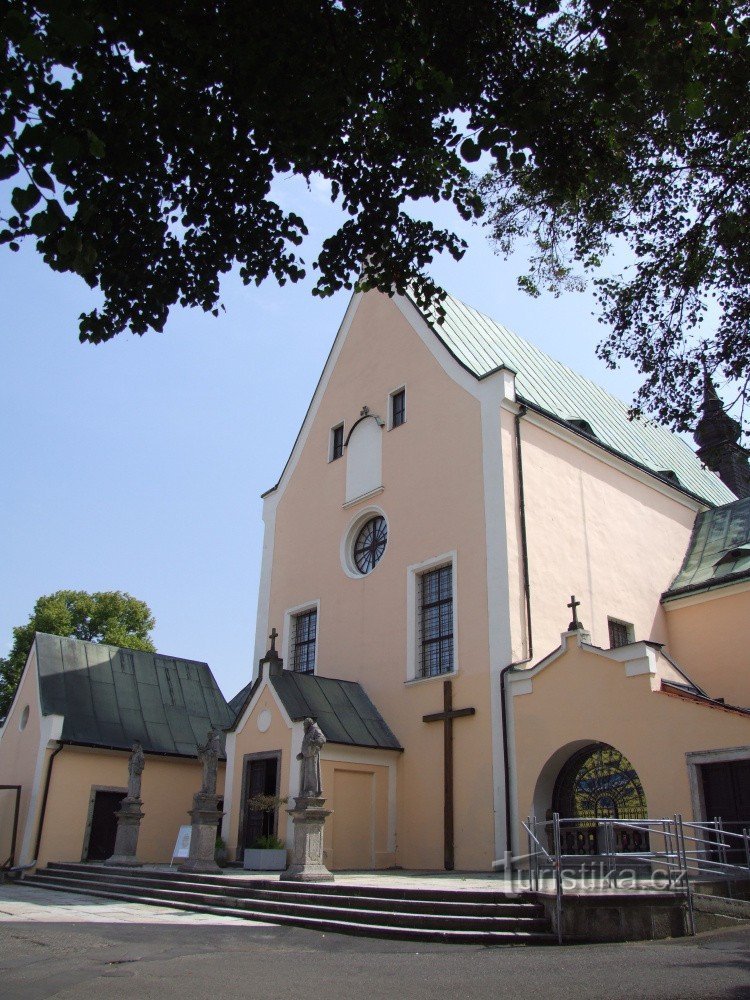 Nhà thờ St. Antonina