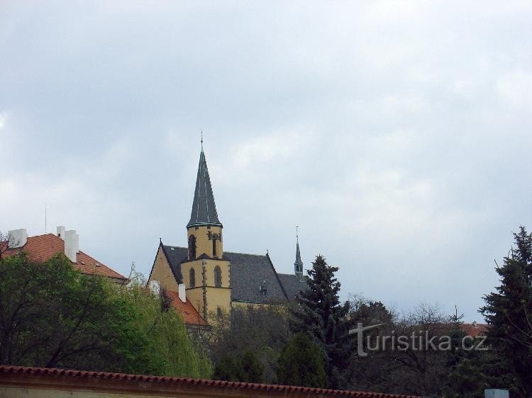 biserica sf. Apollinaris pe Větrov