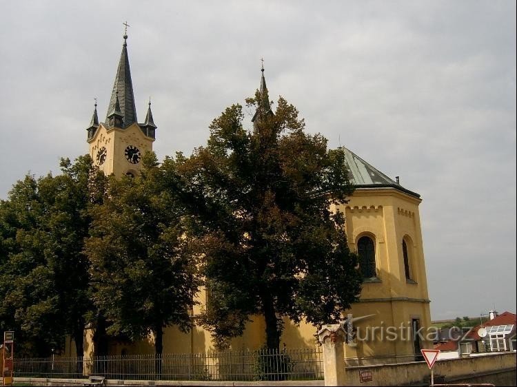 Cerkev sv. Cirila in Metoda 2: Cerkev sv. Cirila in Metoda Nebušice, Praga 6, str