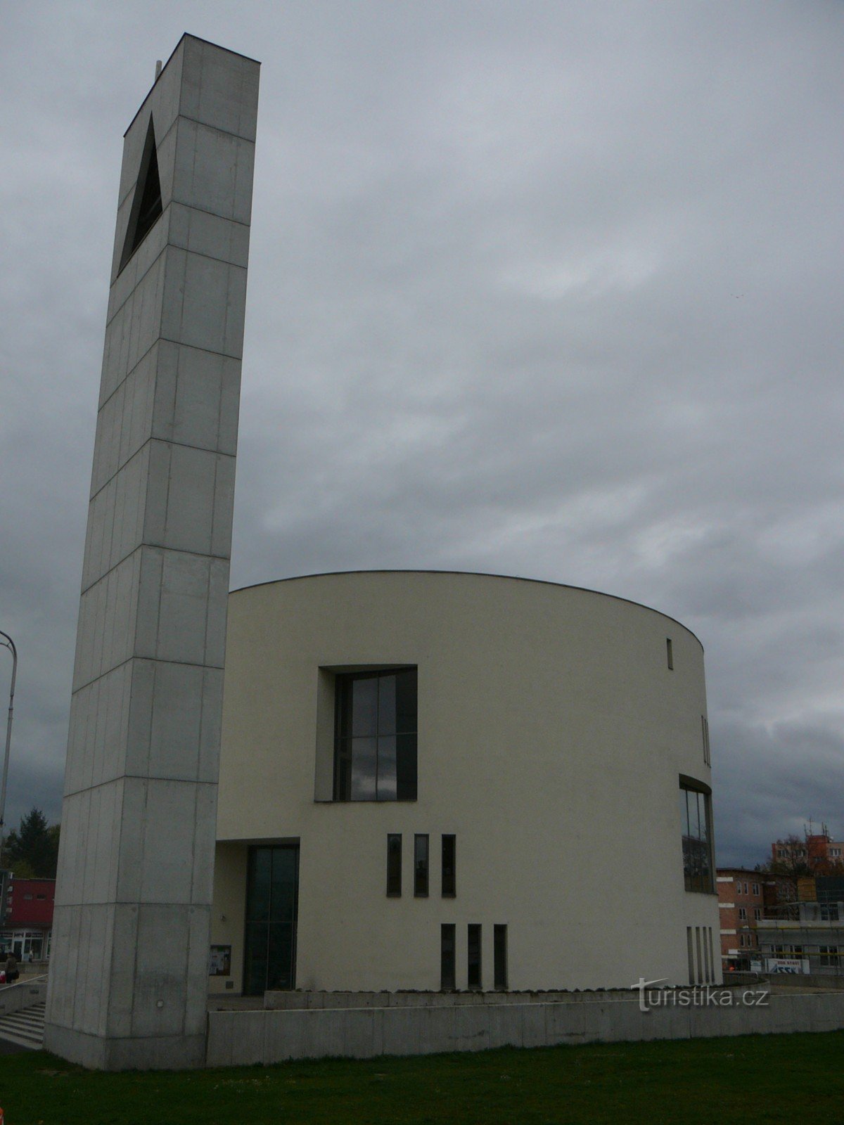 Pyhän kirkko Ostravan henki