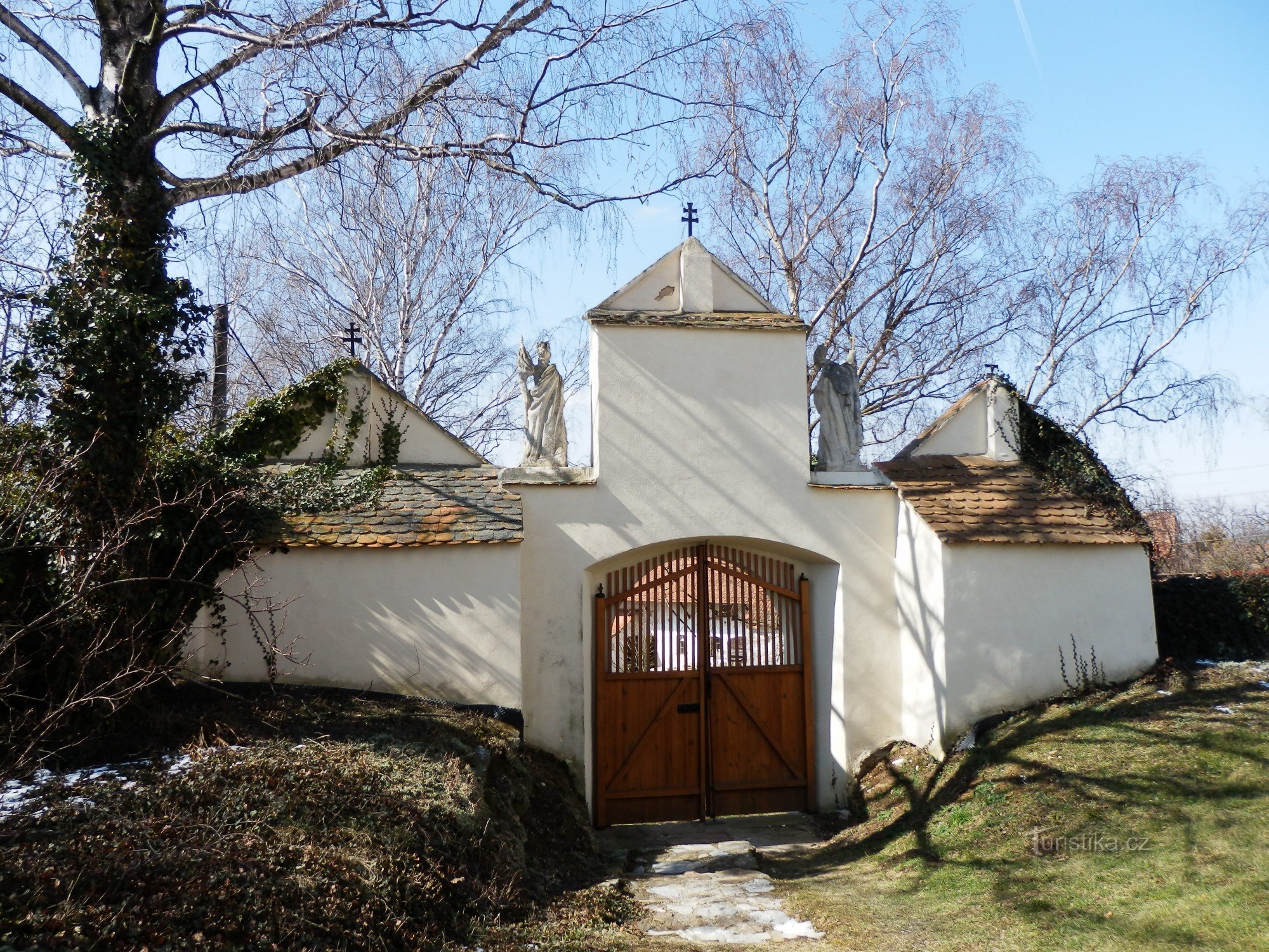 Church of St. Filipa and Jakub in Kadovo