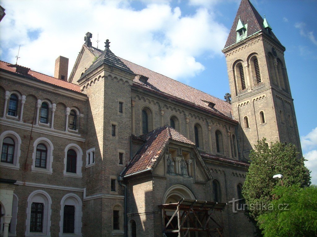 templom Szent Gabriela