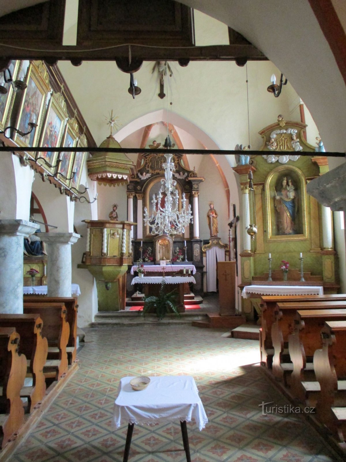 Iglesia de San Jakub (Černčice, 19.6.2019/XNUMX/XNUMX)
