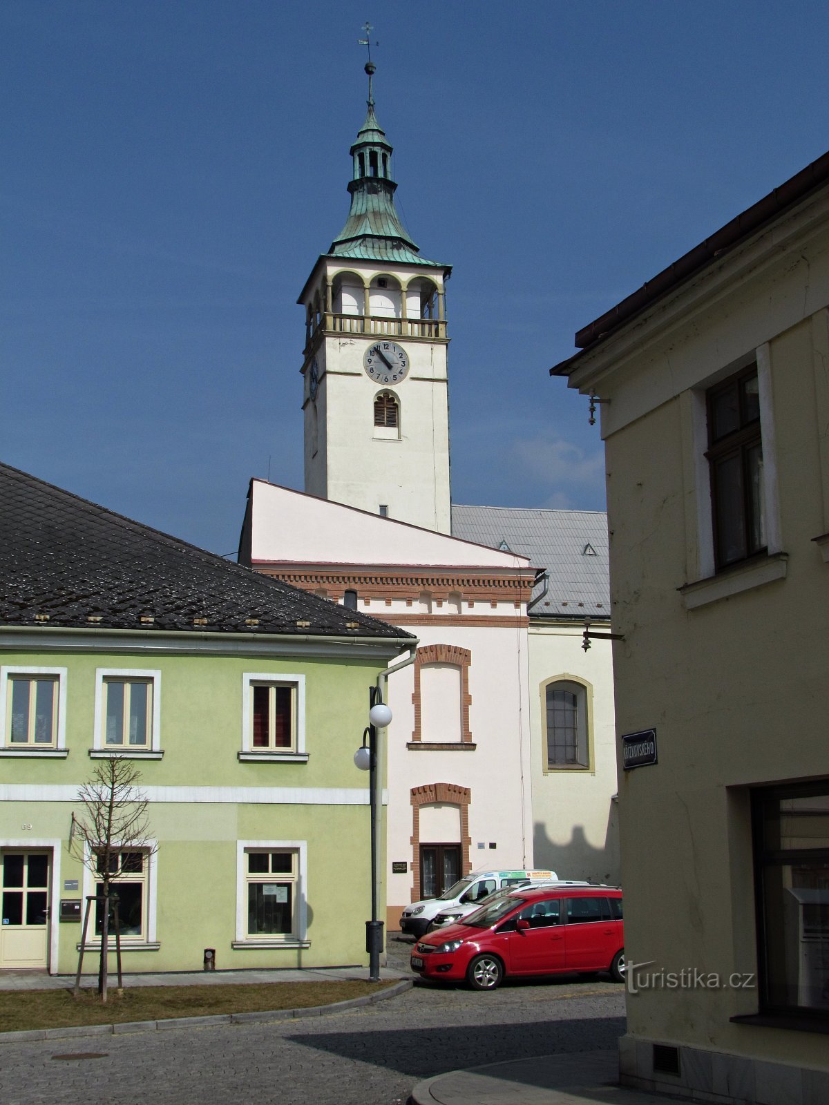 Biserica Sf. Iacov – exterior