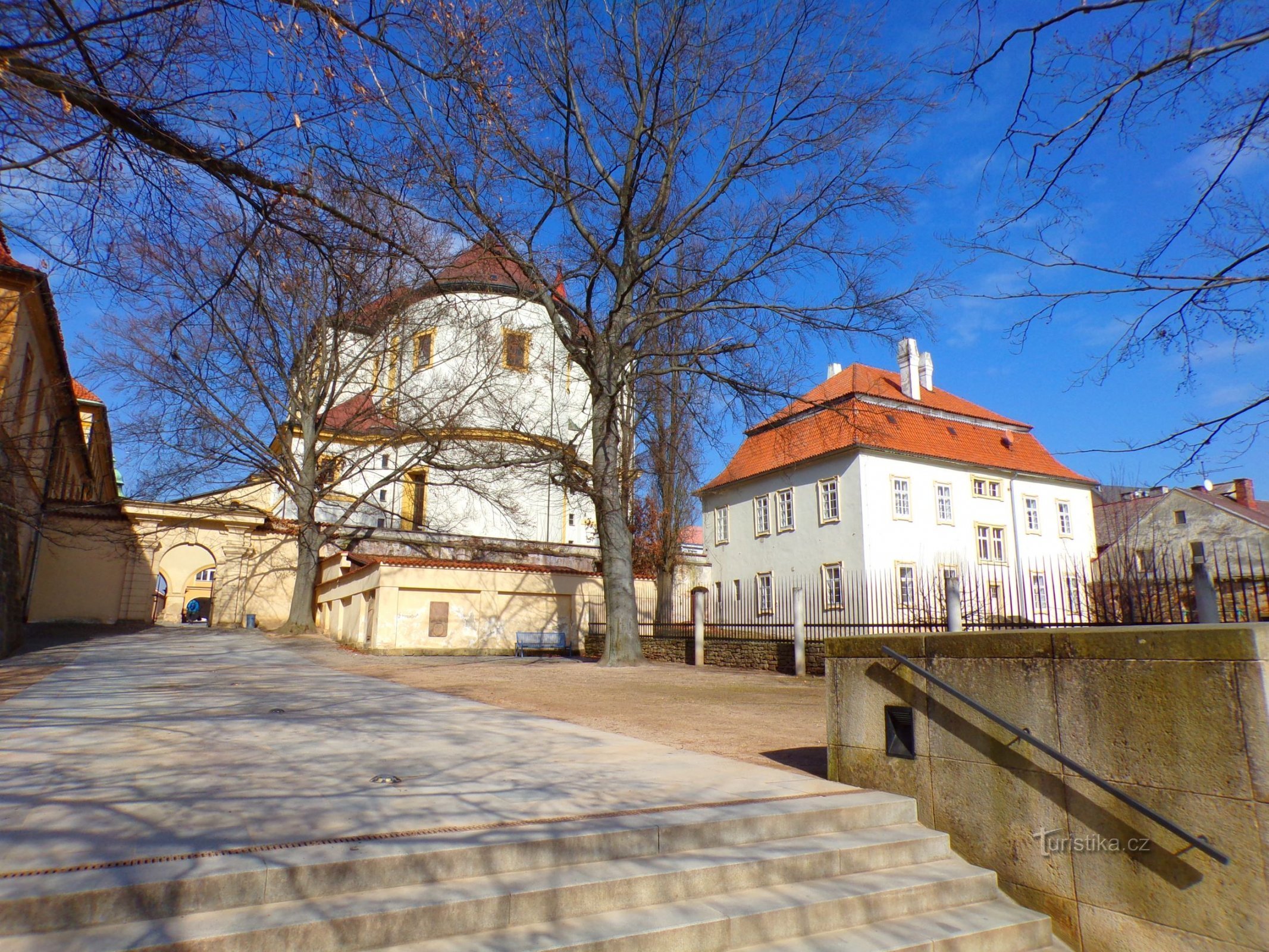 Pyhän kirkko Jaakob Suurempi ja arkkidiakonia (Jičín, 3.3.2022)