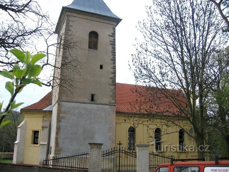 Pyhän kirkko Jaakob Suuri: Kirkon goottilainen torni