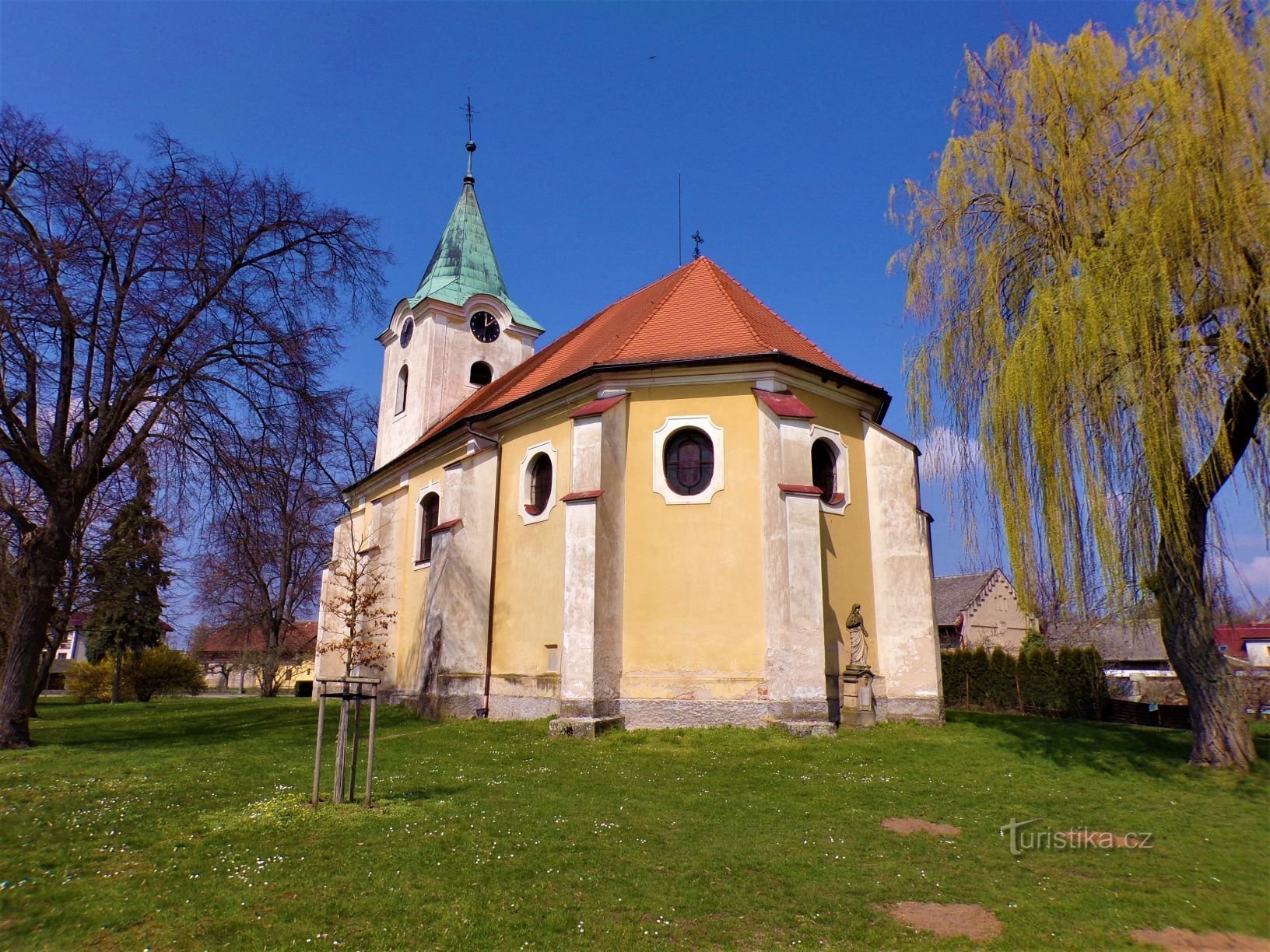 Biserica Sf. Jakub Vetšího (Kratonohy, 21.4.2021)